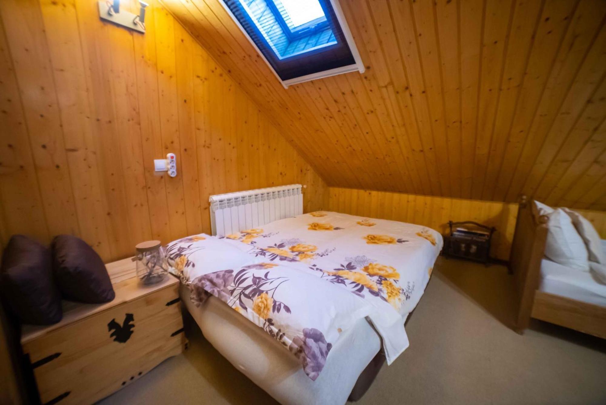 Вілла Full-House Si Gradina In Bucovina, Lisaura Екстер'єр фото