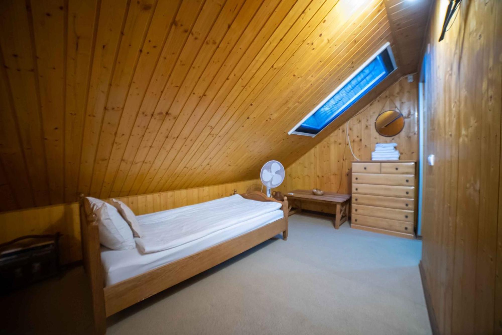 Вілла Full-House Si Gradina In Bucovina, Lisaura Екстер'єр фото